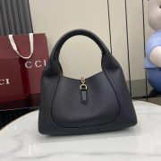 Gucci Softbit Mediun Handle Bag - Image 2