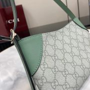 Gucci Emblem Shoulder Bag - Image 4