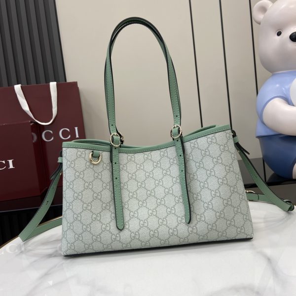 Gucci Emblem Medium Tote Bag