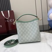 Gucci Emblem Small Bucket Bag - Image 4