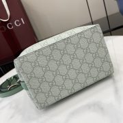 Gucci Emblem Small Bucket Bag - Image 3
