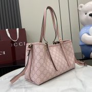 Gucci Emblem Medium Tote Bag - Image 3