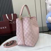 Gucci Emblem Medium Bucket Bag - Image 2