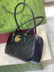 Gucci Marmont Medium Handbag - Image 3