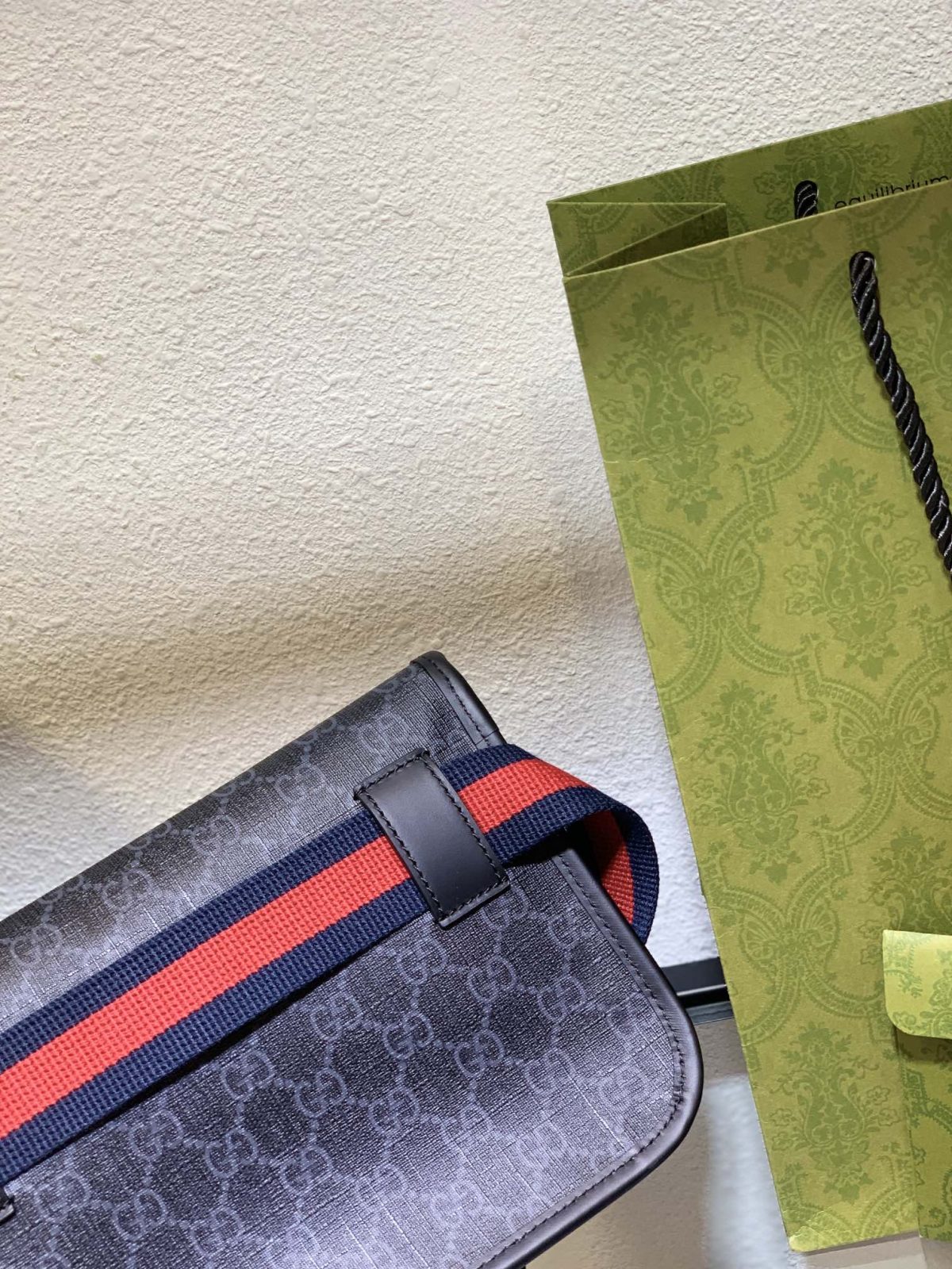 Gucci Supreme Belt Bag - Image 5