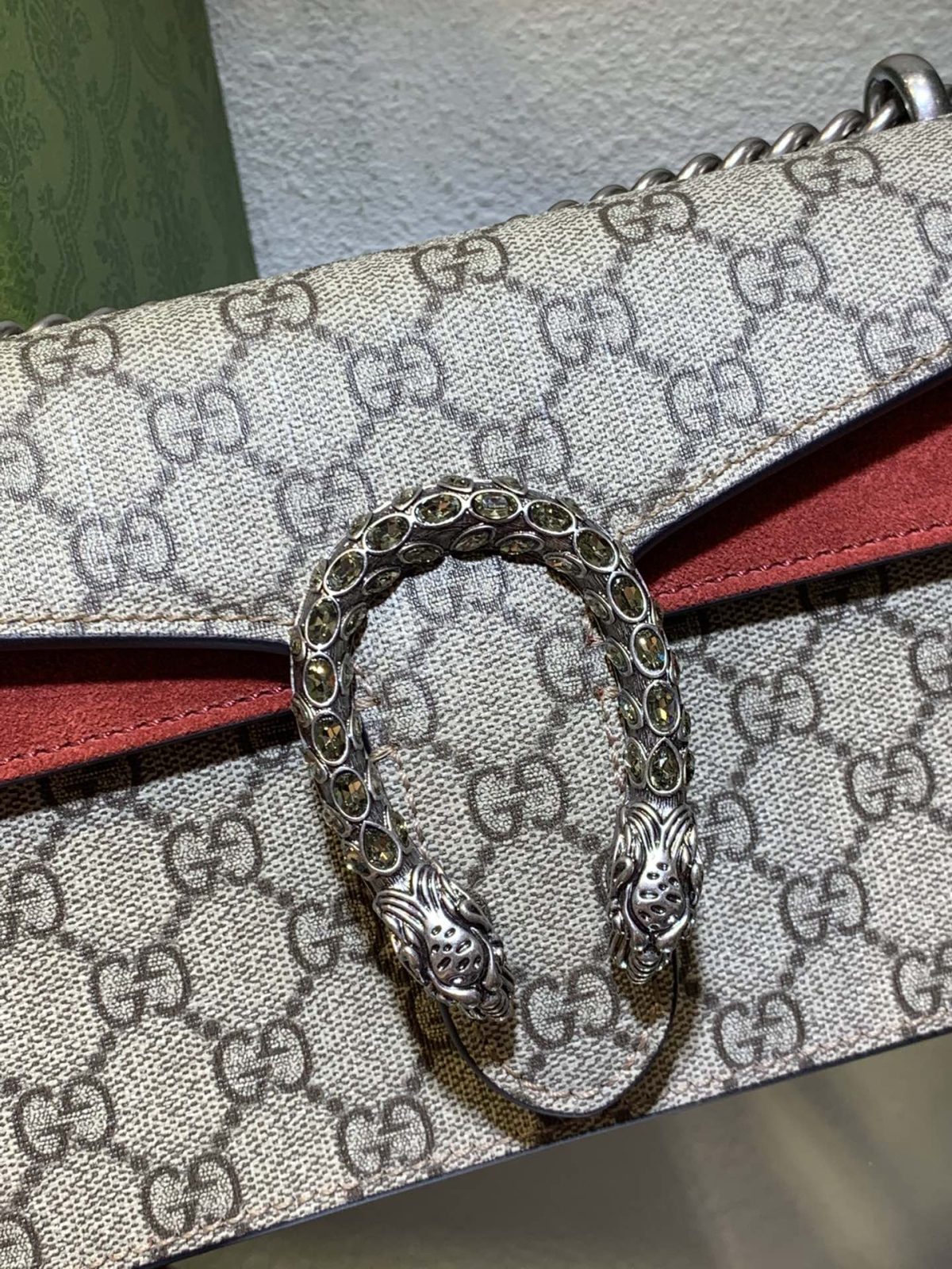 Gucci Dionysus Medium Shoulder Bag - Image 5