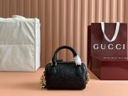 Gucci Emblem Small Handbag - Image 3