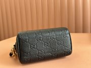 Gucci Emblem Small Handbag - Image 4
