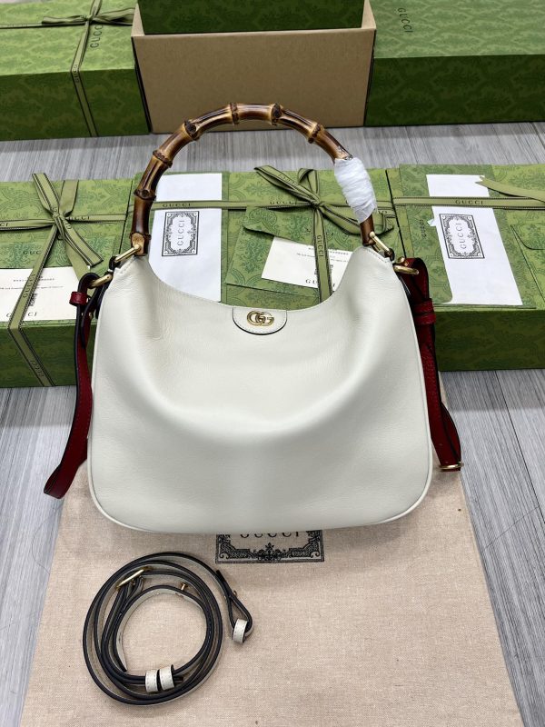 Gucci Diana Medium Shoulder Bag