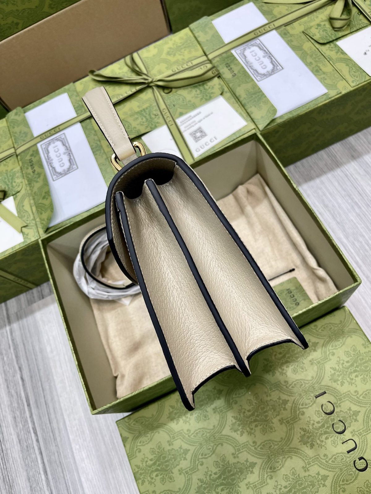 Gucci Ophidia Medium Top Handle Bag - Image 6