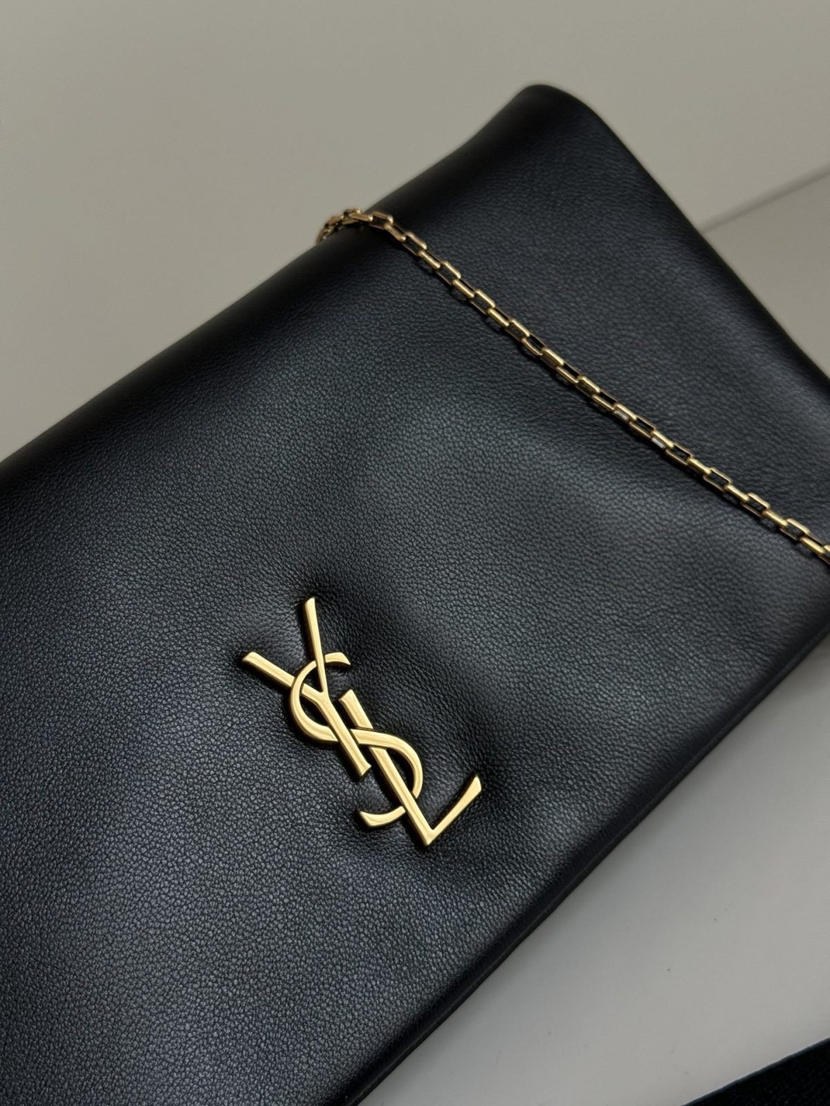Yves Saint Laurent Calypso Chain Bag - Image 3