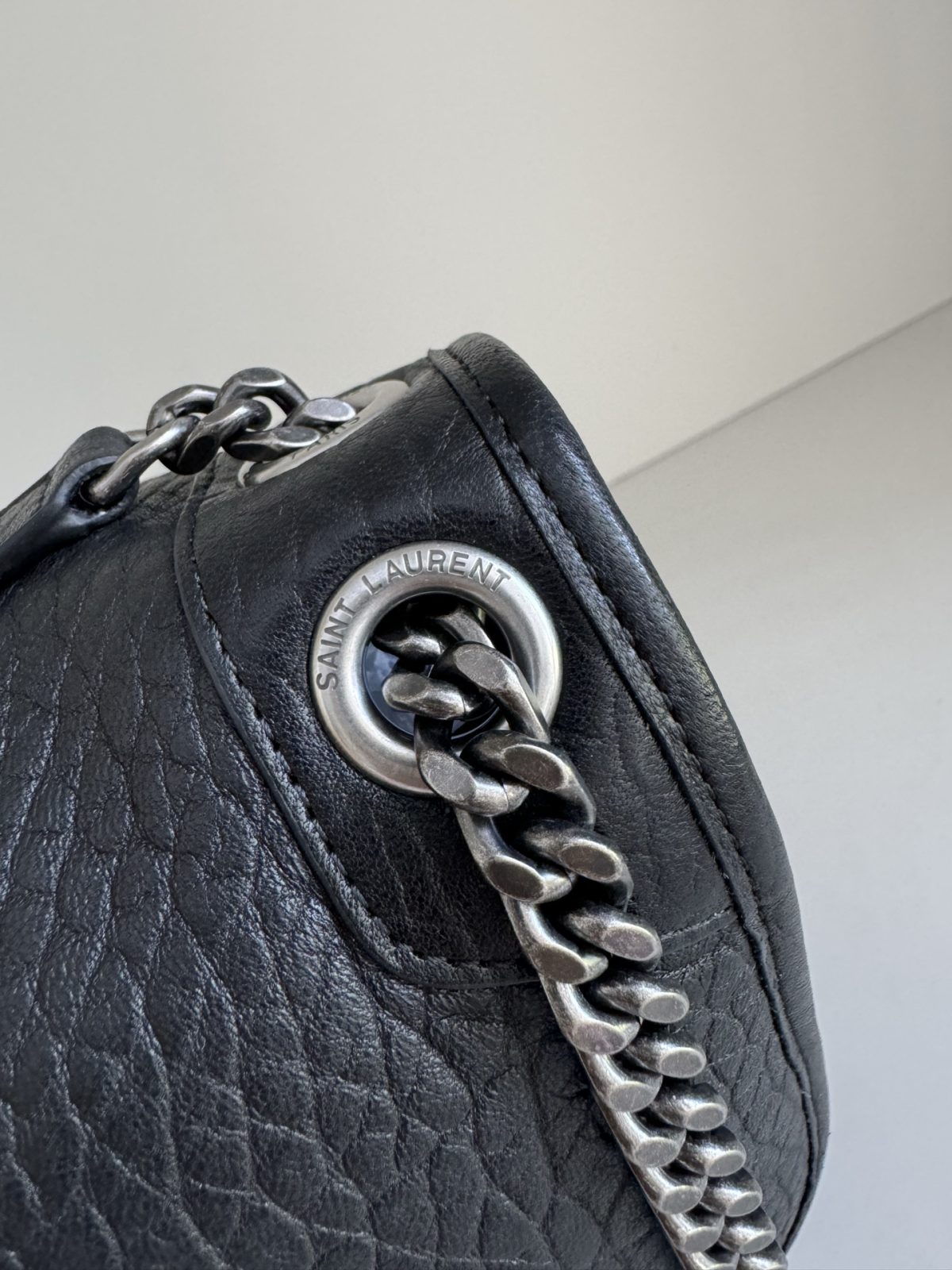 Yves Saint Laurent Niki Medium Bag - Image 3