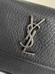 Yves Saint Laurent Niki Medium Bag - Image 4