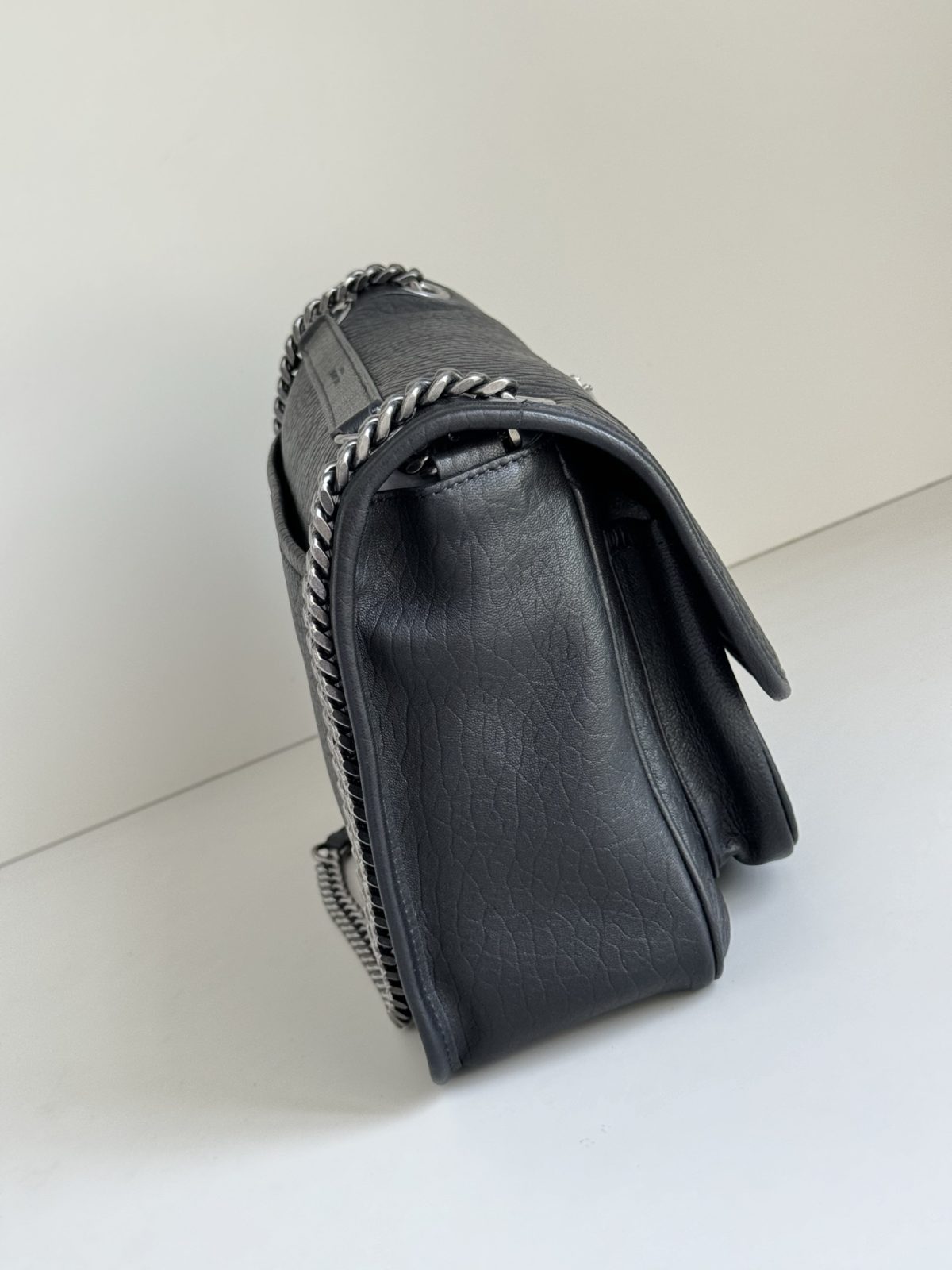 Yves Saint Laurent Niki Medium Bag - Image 5