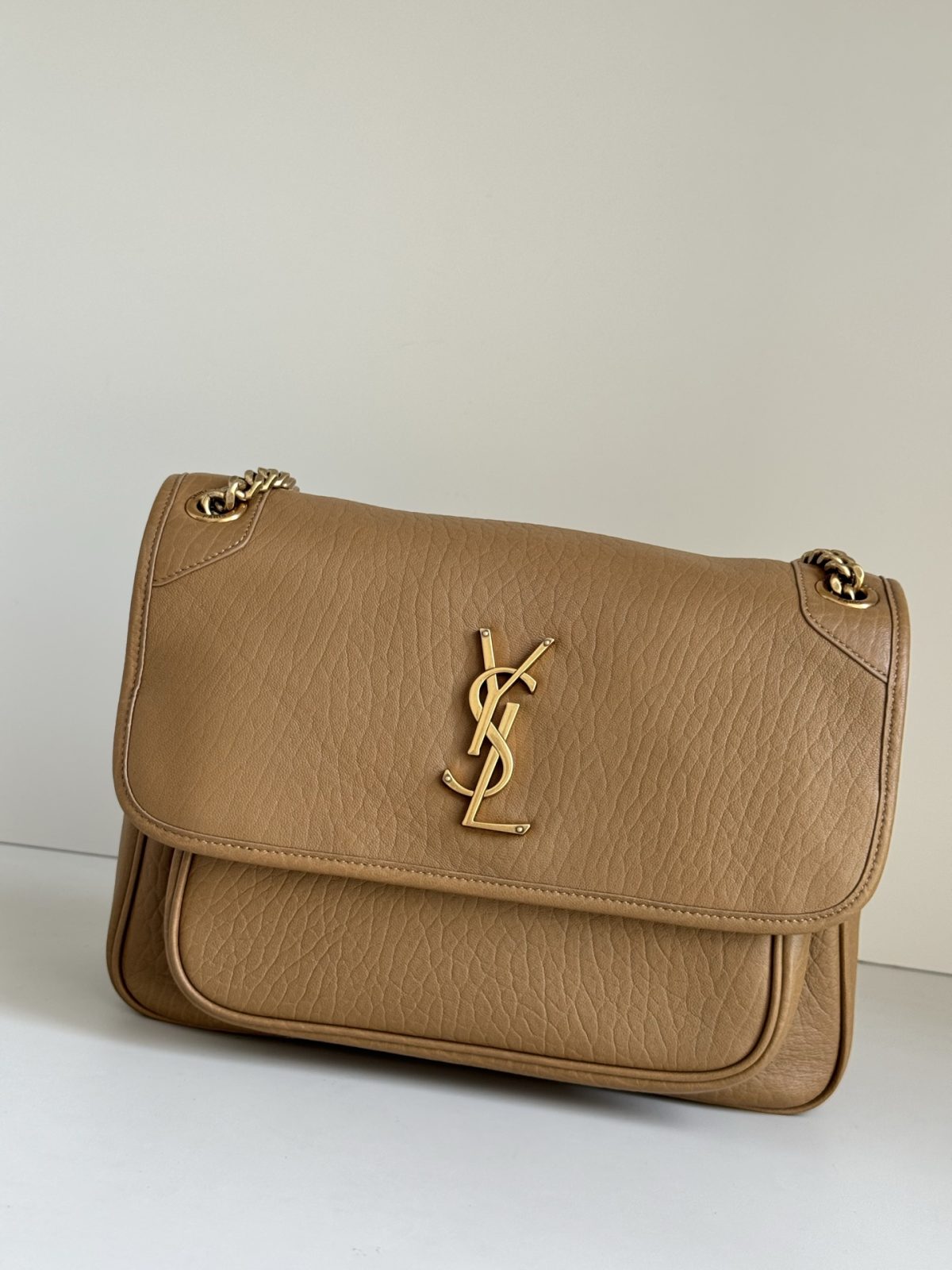 Yves Saint Laurent Niki Medium Bag - Image 1
