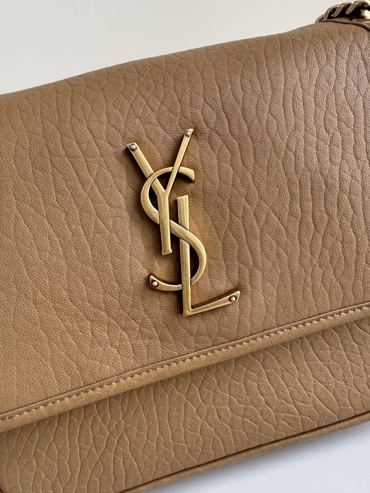 Yves Saint Laurent Niki Medium Bag - Image 6