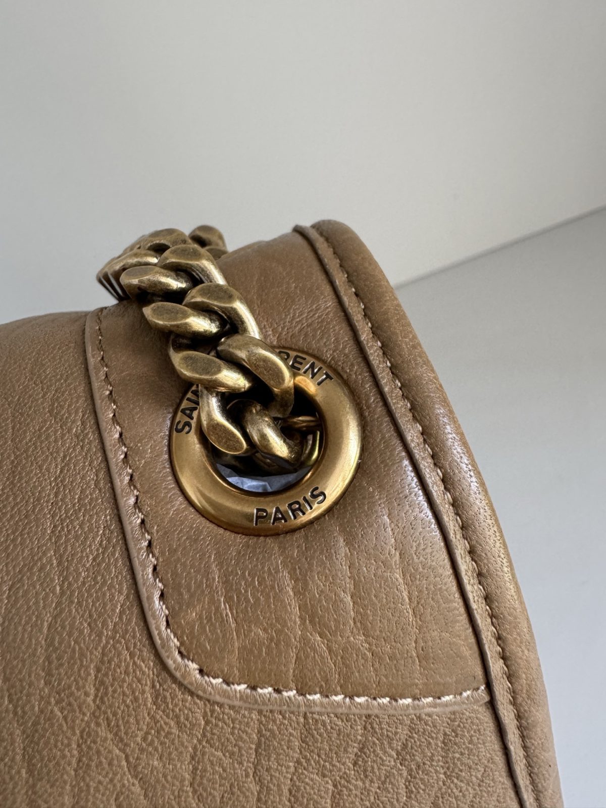Yves Saint Laurent Niki Medium Bag - Image 3