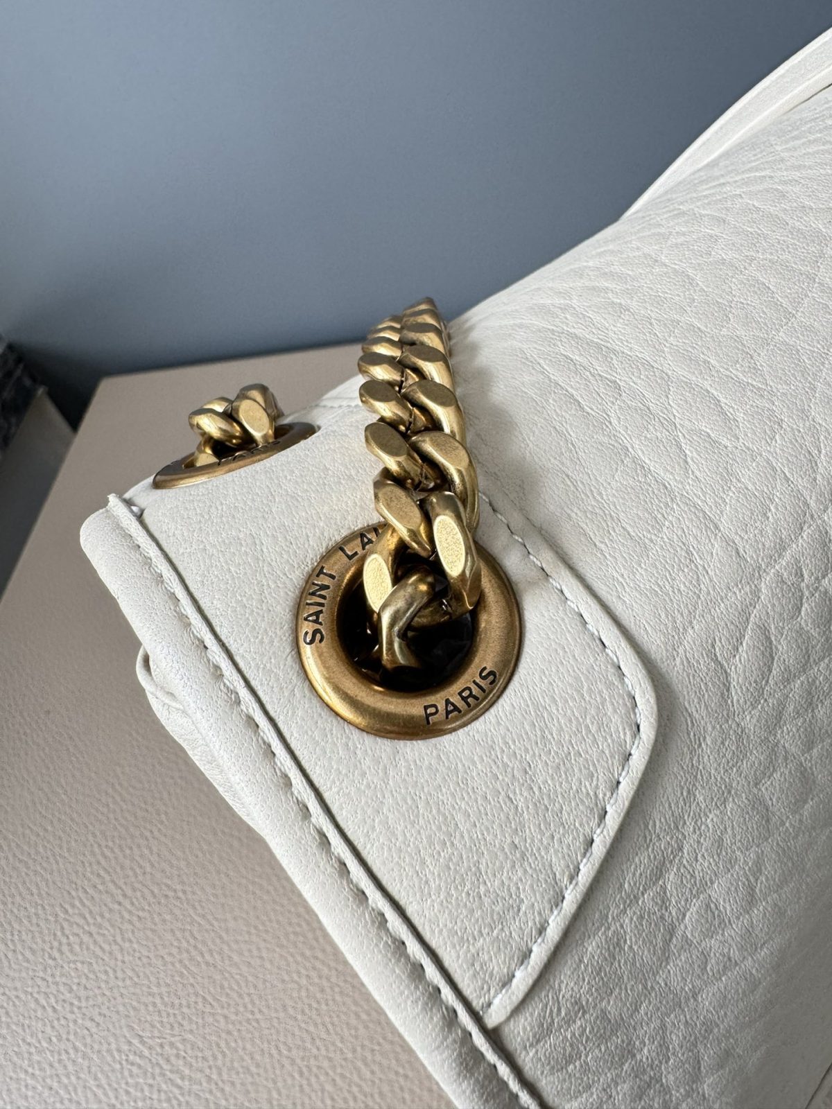 Yves Saint Laurent Niki Medium Bag - Image 4