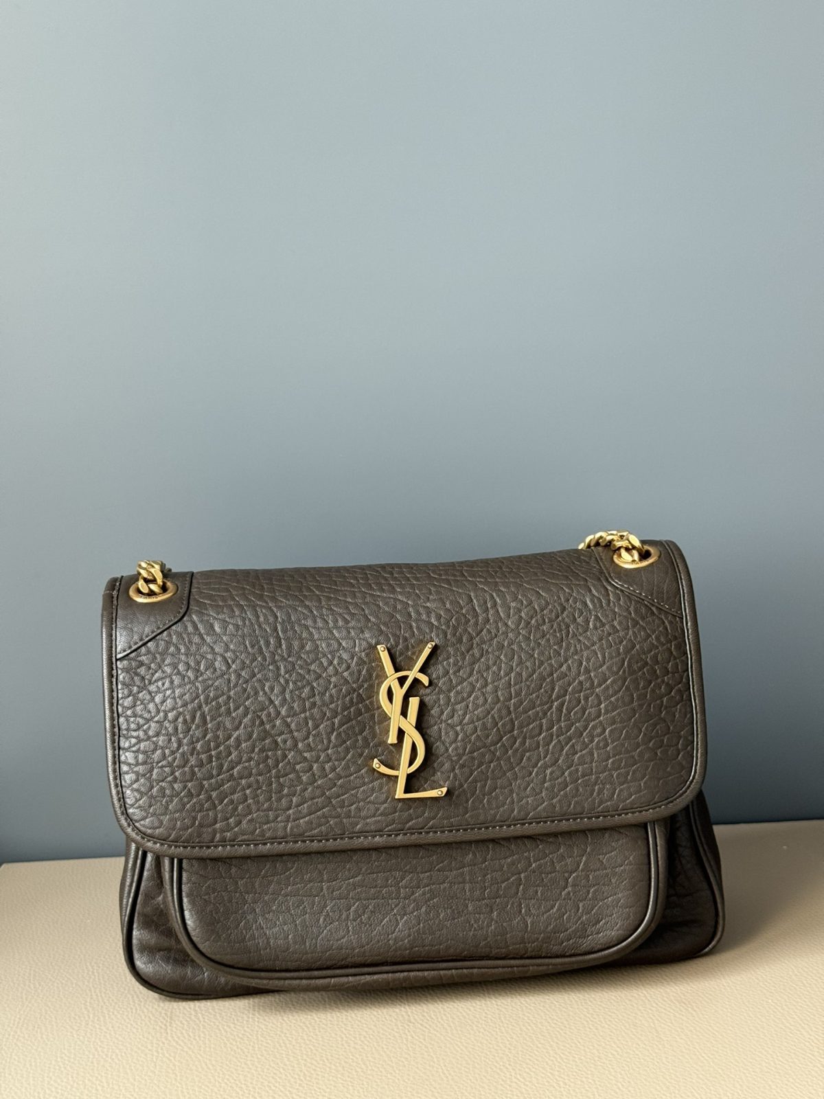 Yves Saint Laurent Niki Medium Bag - Image 1