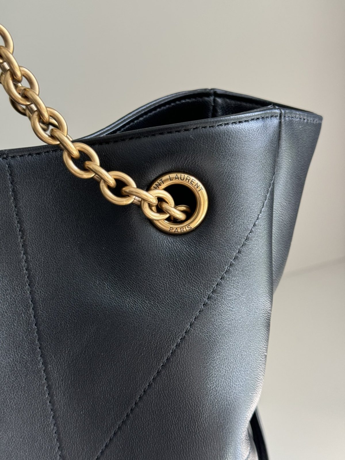 Yves Saint Laurent Jamie 4.3 Large Pochon - Image 3