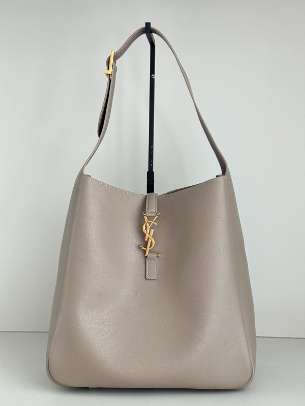 Yves Saint Laurent LE5A7 Large Hobo Bag