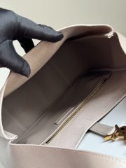 Yves Saint Laurent LE5A7 Large Hobo Bag - Image 6