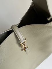 Yves Saint Laurent LE5A7 Large Hobo Bag - Image 6