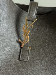 Yves Saint Laurent LE5A7 Bea Bag - Image 5