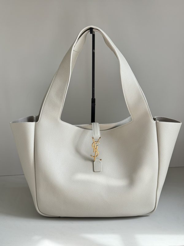 Yves Saint Laurent LE5A7 Bea Bag