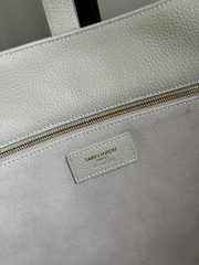 Yves Saint Laurent LE5A7 Bea Bag - Image 9