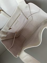 Yves Saint Laurent LE5A7 Bea Bag - Image 8