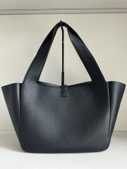 Yves Saint Laurent LE5A7 Bea Bag - Image 4