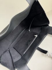 Yves Saint Laurent LE5A7 Bea Bag - Image 7