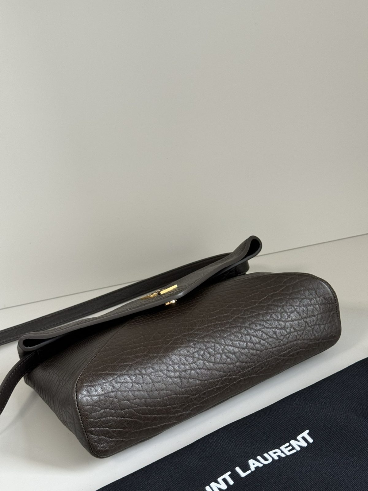 Yves Saint Laurent Cassandre Envelope Messenger In Lambskin - Image 4