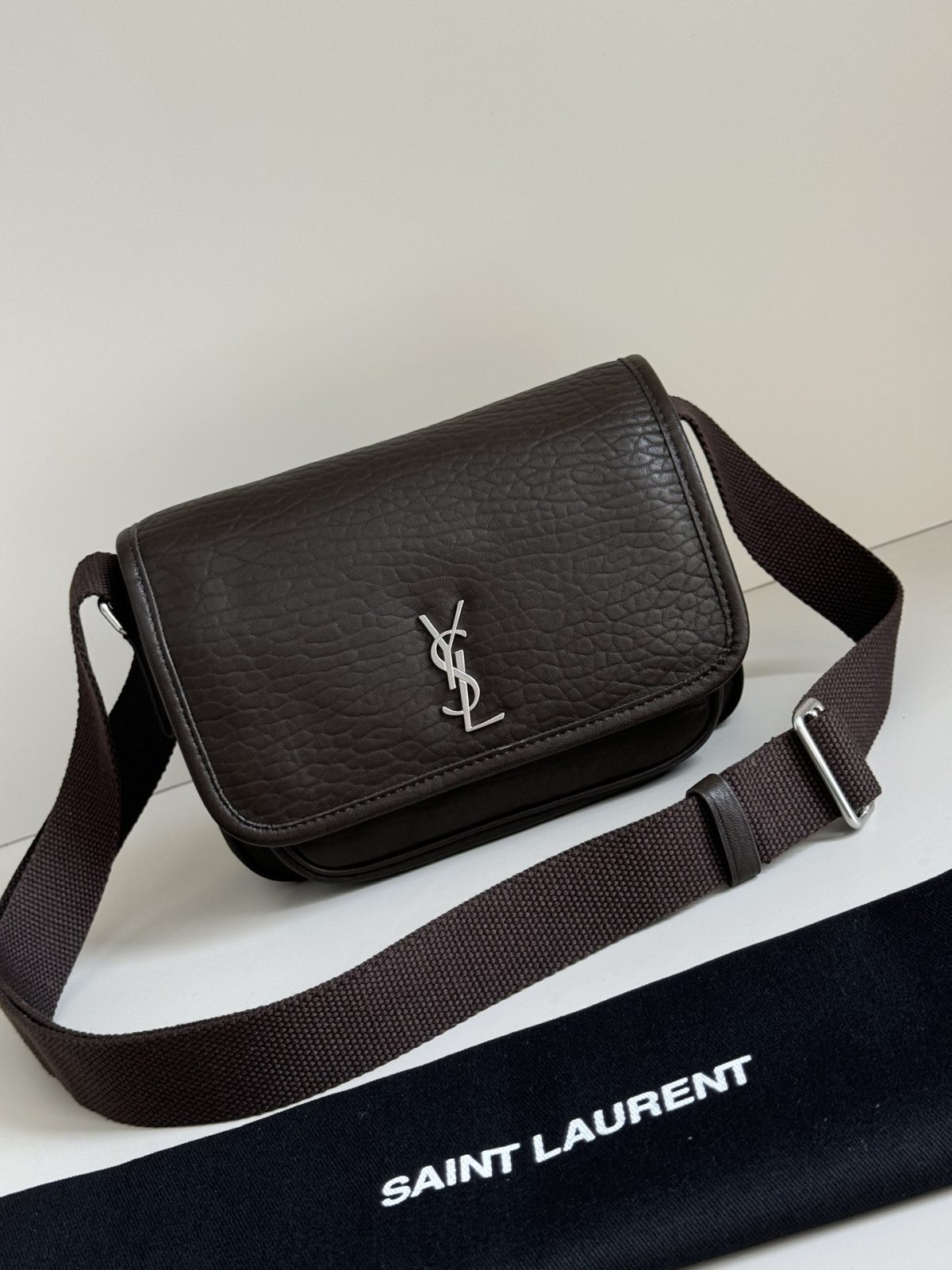 Yves Saint Laurent Niki Small Shoulder Bag - Image 1