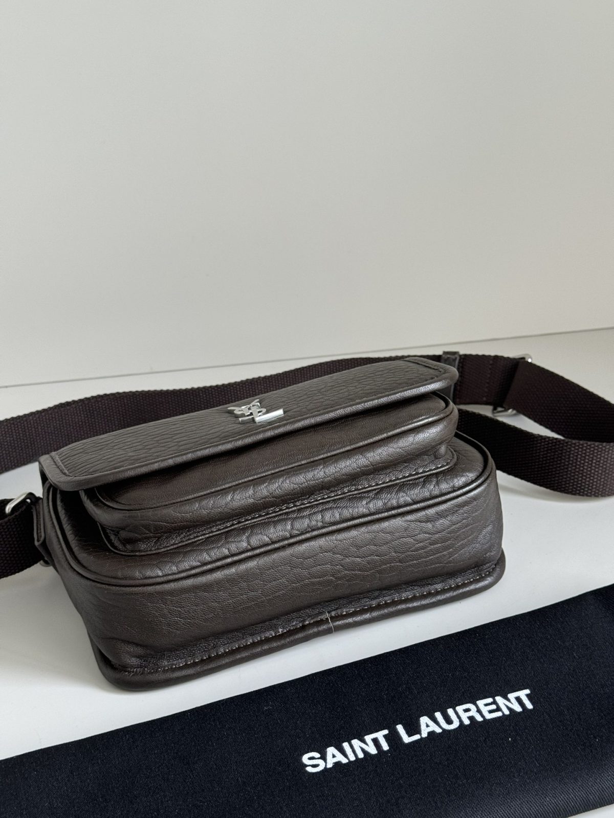 Yves Saint Laurent Niki Small Shoulder Bag - Image 5