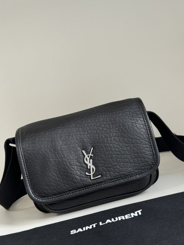 Yves Saint Laurent Niki Small Shoulder Bag