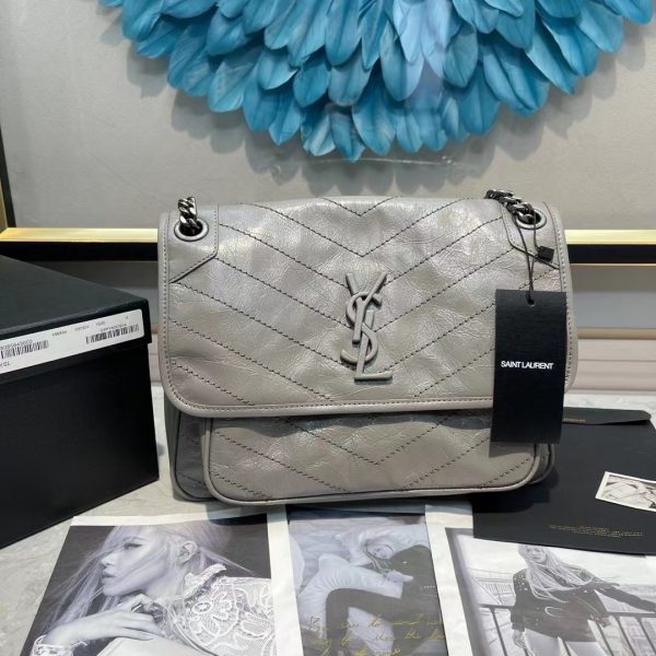 Yves Saint Laurent Niki Medium Chain Bag