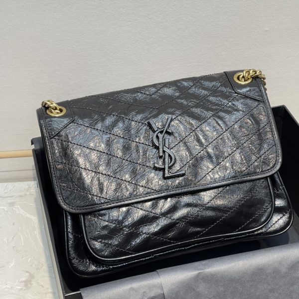 Yves Saint Laurent Niki Medium Chain Bag