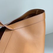 Yves Saint Laurent Y Tote - Image 4