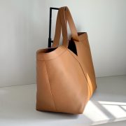 Yves Saint Laurent Y Tote - Image 3