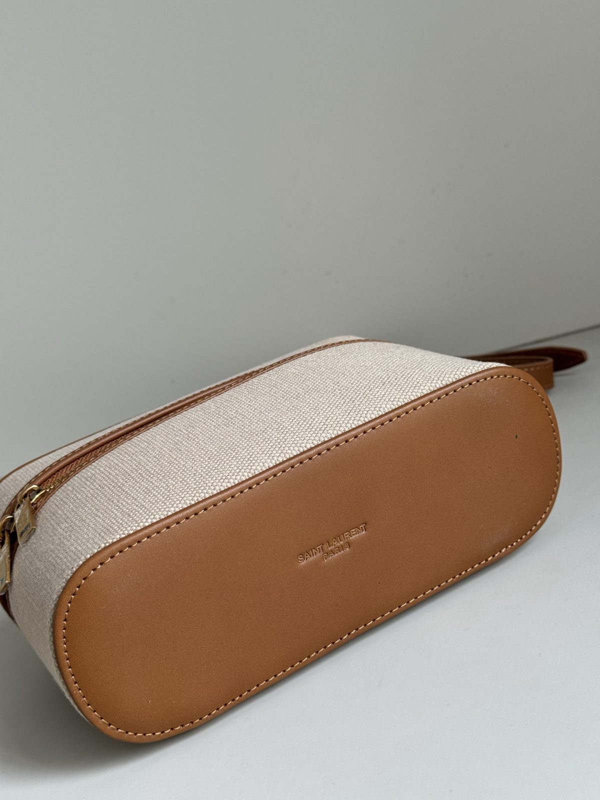 Yves Saint Laurent Gaby Mini Vanity Bag - Image 5