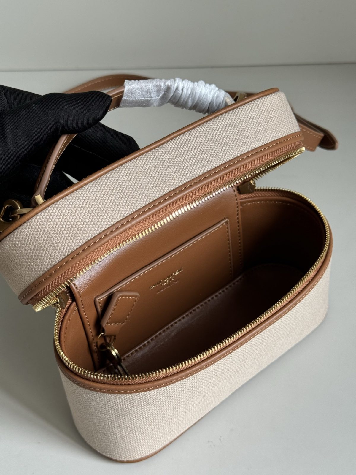 Yves Saint Laurent Gaby Mini Vanity Bag - Image 8