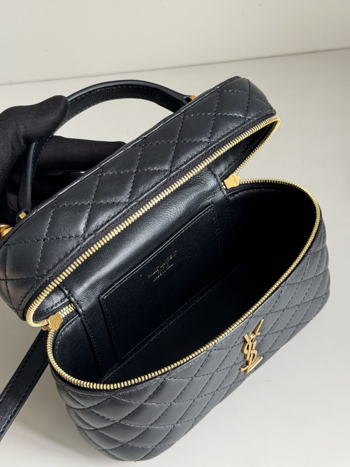 Yves Saint Laurent Gaby Mini Vanity Bag - Image 9