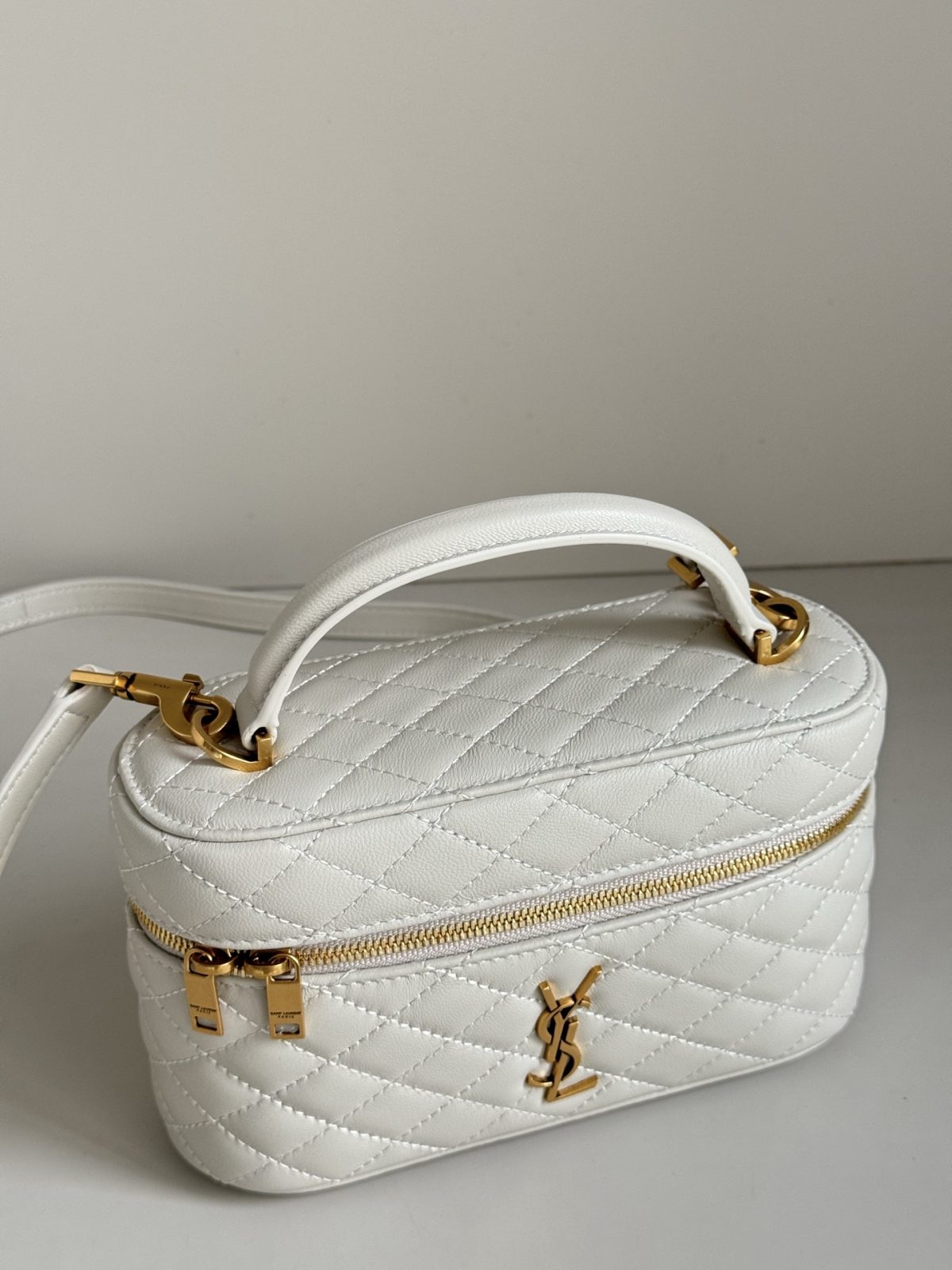 Yves Saint Laurent Gaby Mini Vanity Bag - Image 5
