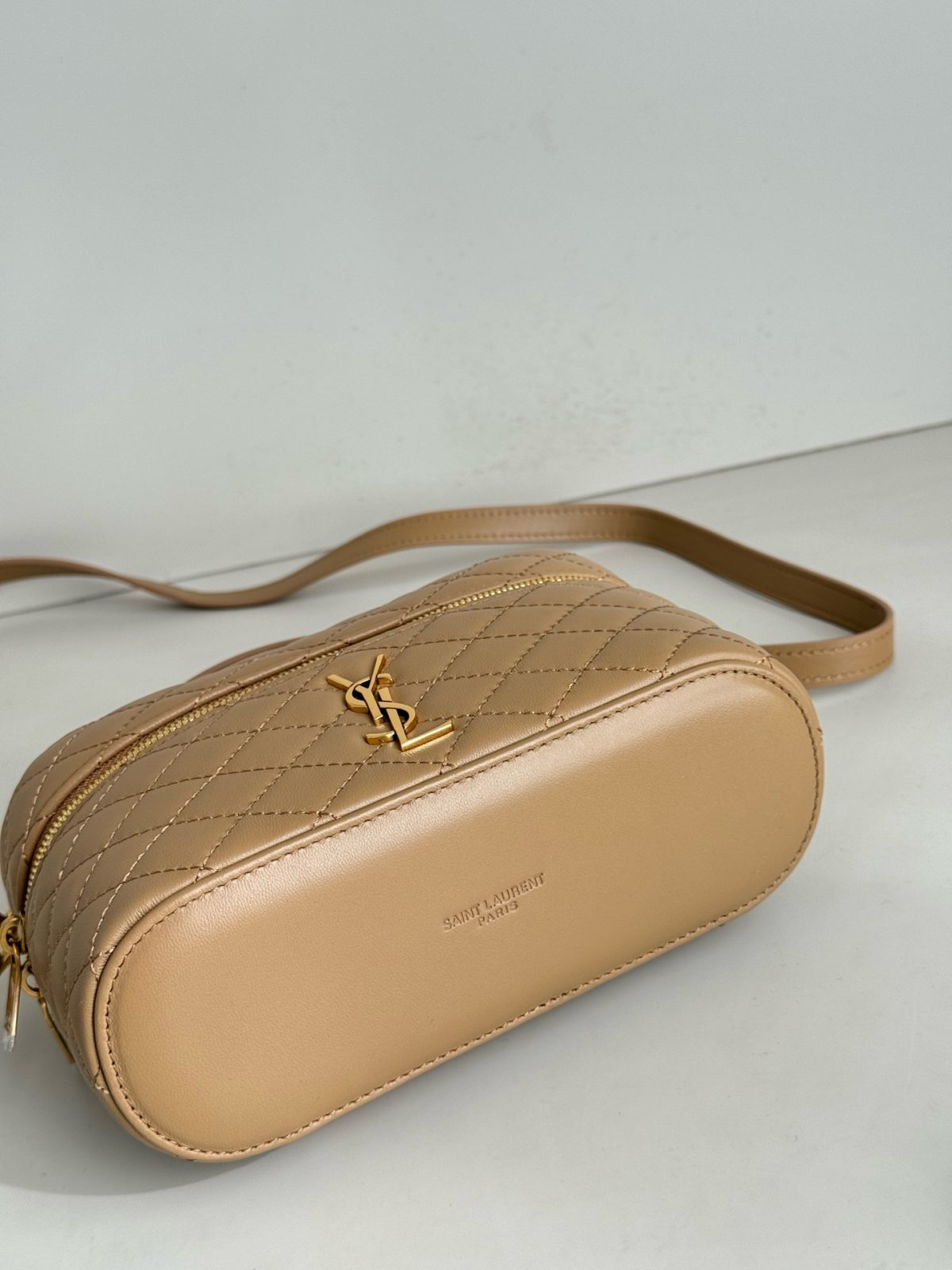 Yves Saint Laurent Gaby Mini Vanity Bag - Image 4
