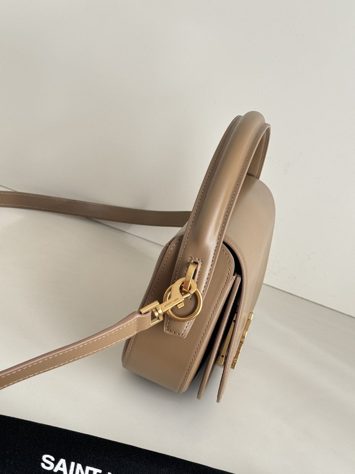 Yves Saint Laurent Voltaire Crossbody Bag - Image 2
