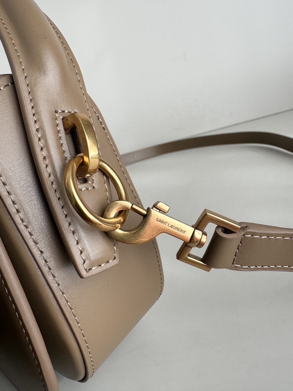 Yves Saint Laurent Voltaire Crossbody Bag - Image 6