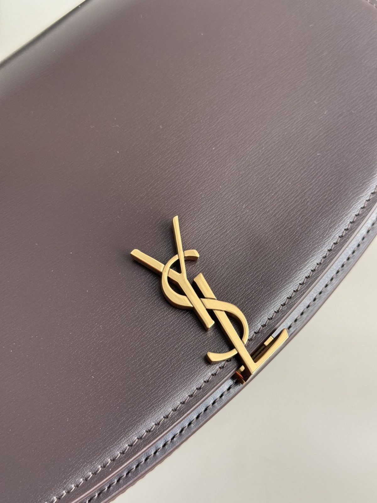 Yves Saint Laurent Voltaire Crossbody Bag - Image 5