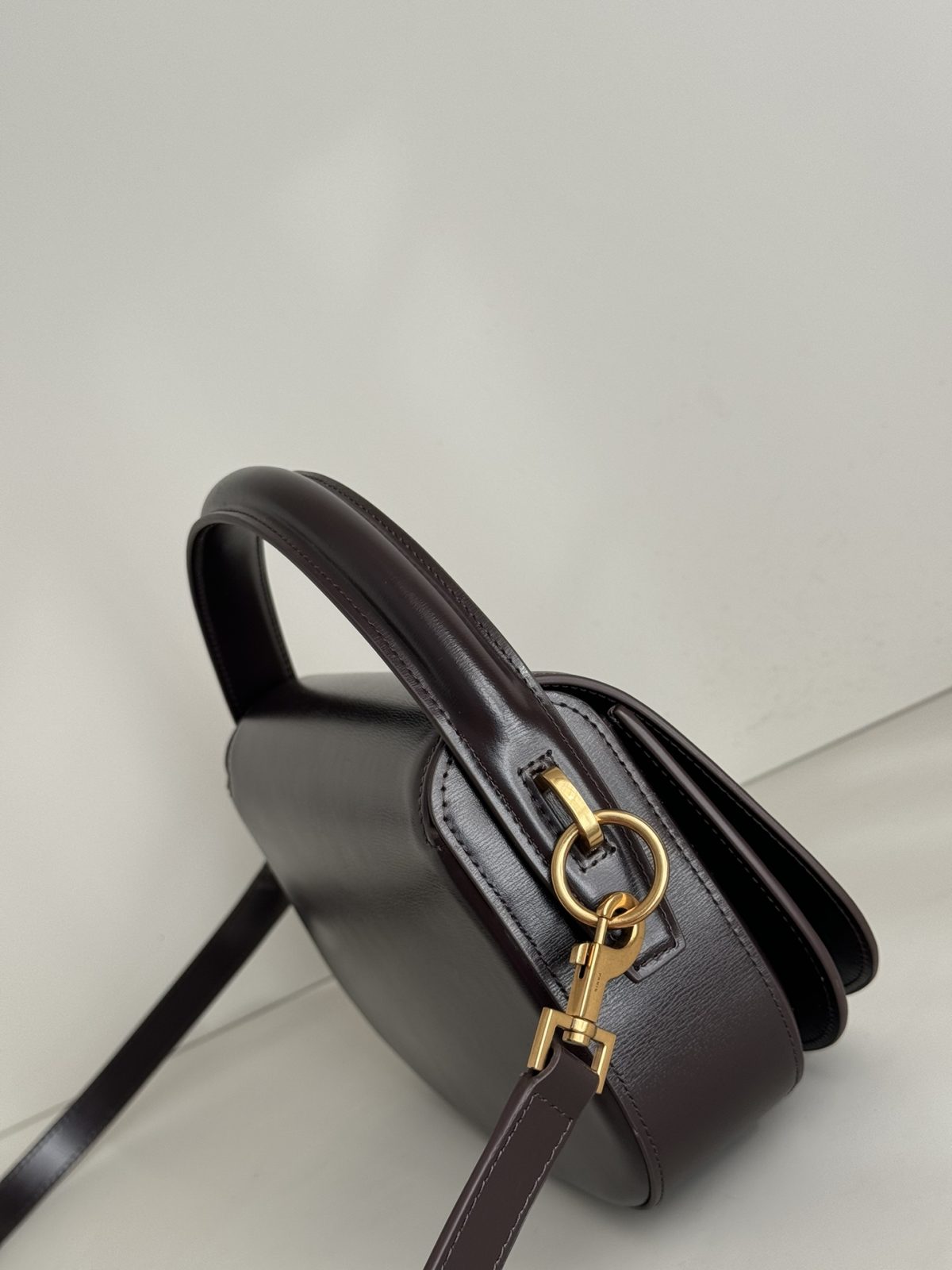 Yves Saint Laurent Voltaire Crossbody Bag - Image 6